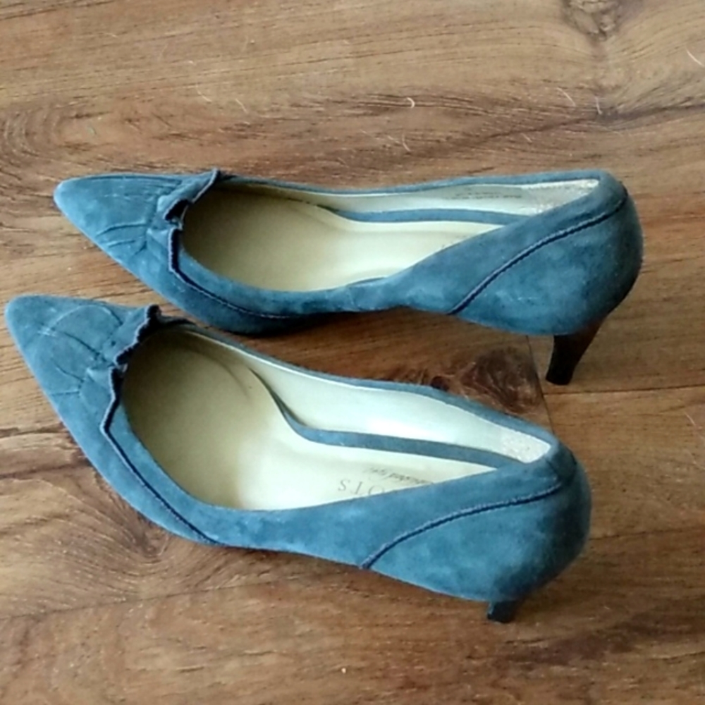 Pumps suede